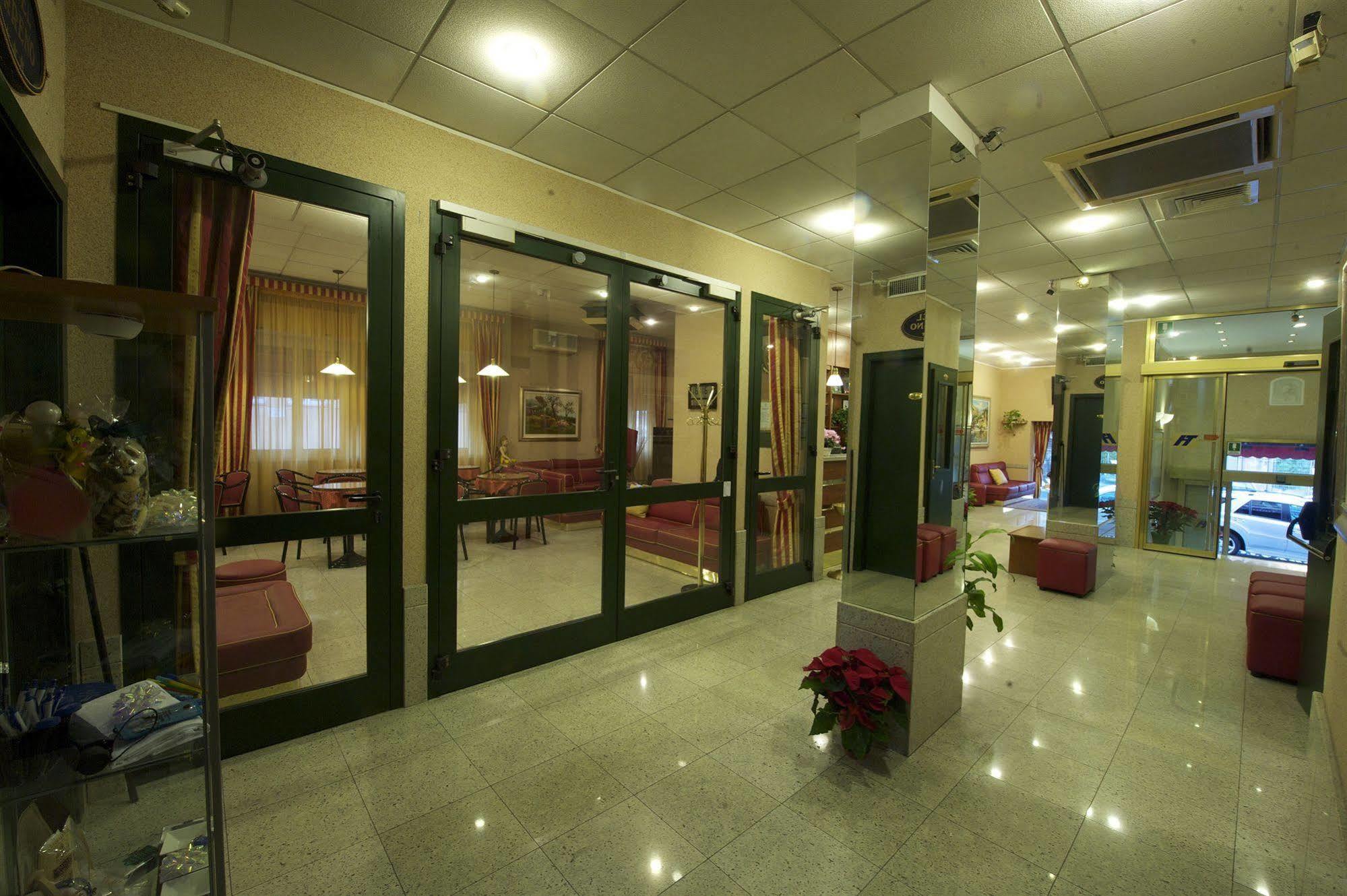 Hotel Tirreno Genoa Exterior photo